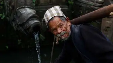 Pide ayuda para mantenerlos: Hombre tiene 12 esposas, 102 hijos y 568 nietos Pide ayuda para mantenerlos: Hombre tiene 12 esposas, 102 hijos y 568 nietos