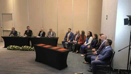 Se concreta: Gobierno y oposición firman acuerdo social en México