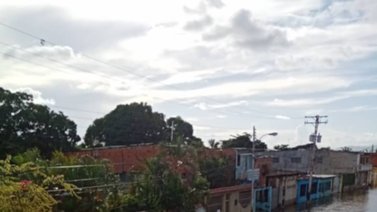 Así quedó Higuerote tras 48 horas de lluvias (fotos)