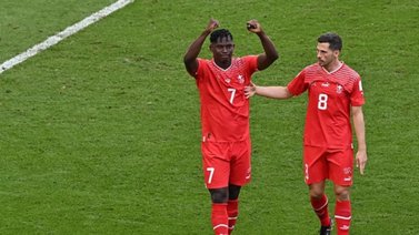 ¡Embolo no perdona! Suiza vence a Camerún en el estreno mundialista