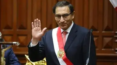 El Congreso de Perú acuerda pedir "ubicación y captura" de expresidente Vizcarra El Congreso de Perú acuerda pedir "ubicación y captura" de expresidente Vizcarra