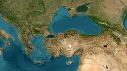 Fuerte terremoto de 5.9 en la escala de Richter desata pánico en Turquía
