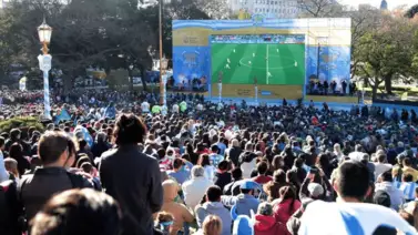Argentina habilita pantallas gigantes en Buenos Aires para los 64 partidos del Mundial Argentina habilita pantallas gigantes en Buenos Aires para los 64 partidos del Mundial
