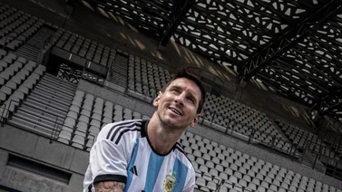 Lionel Messi presenta sus botas del Mundial de Qatar