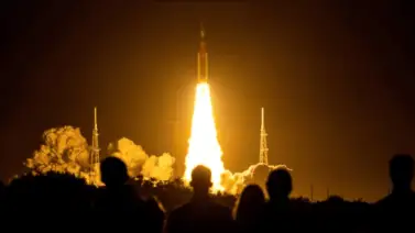 Artemis I y la NASA lanzan cohete para volver a la luna Artemis I y la NASA lanzan cohete para volver a la luna