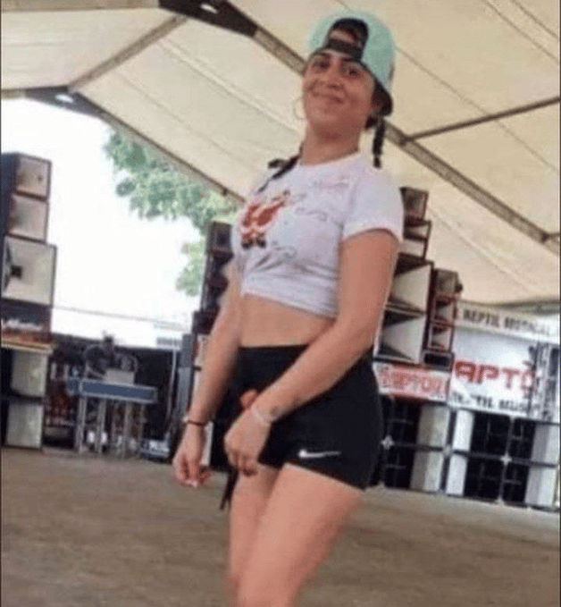 Detienen a "Bon Ice" por actos sexuales públicos en Carabobo: Su acompañante se dio a la fuga Detienen a "Bon Ice" por actos sexuales públicos en Carabobo: Su acompañante se dio a la fuga