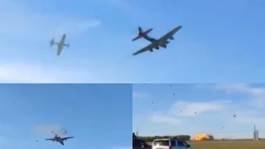 Tragedia en el aire: Chocan dos aviones durante exhibición de vuelo en Texas