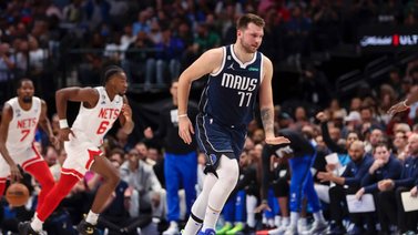 Luka Doncic comanda el triunfo de los Mavericks