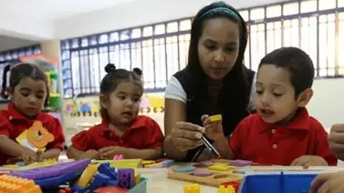 Colegios deben cumplir estas normas de seguridad Colegios deben cumplir estas normas de seguridad