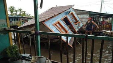 ¿Cómo afectan las inundaciones a viviendas y vías del país?