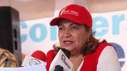 Ministra Yelitze Santaella inspecciona el sistema 1×10 en sector educativo