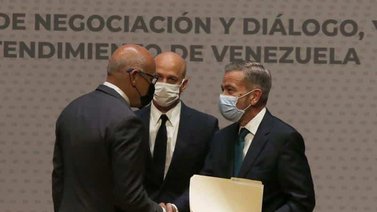 Francia invita a Jorge Rodríguez y Gerardo Blyde para Foro de París