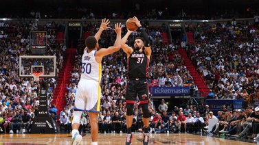 Max Strus destaca y le da el triunfo al Heat ante los Warriors
