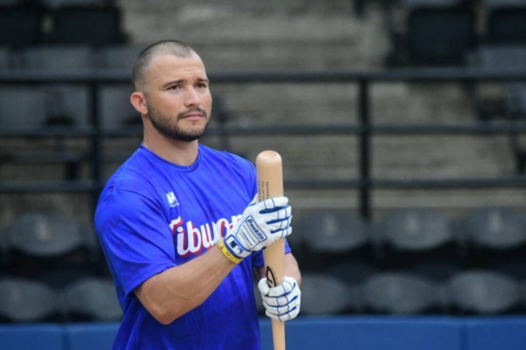 Yolmer Sánchez regresa a la pelota venezolana y destaca los cambios en Tiburones