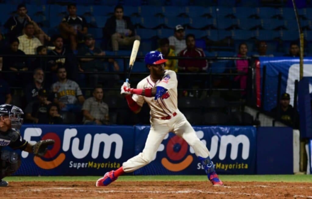 ¡A bailar samba! Tiburones celebra su cumpleaños y le quita el invicto a los Leones del Caracas ¡A bailar samba! Tiburones celebra su cumpleaños y le quita el invicto a los Leones del Caracas