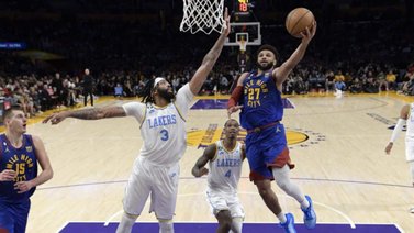 Los Lakers ganan su primer juego de la temporada