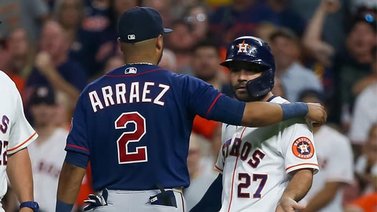 ¡Empate en el primer lugar! José Altuve y Luis Arráez son los ganadores del premio Luis Aparicio
