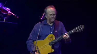 Joan Manuel Serrat se reencontró con Caracas bajo fuerte aguacero Joan Manuel Serrat se reencontró con Caracas bajo fuerte aguacero