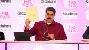 Maduro: Hay una maniobra en marcha para dividirnos y está financiada con mucho billete