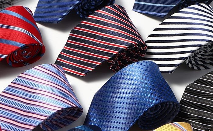 Claves para planchar la corbata de seda