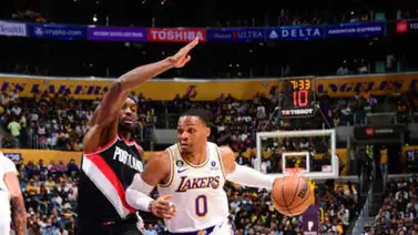 Los Lakers caen con los Blazers y siguen sin ganar Los Lakers caen con los Blazers y siguen sin ganar