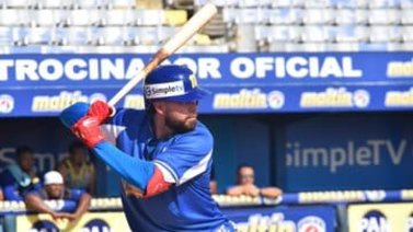 ¡Renato Núñez se subió en la Nave! Incorporación de lujo con el Magallanes