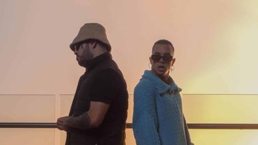 Sixto Rein y Reggi “El Auténtico” se lucen con el remix de “Lloviéndola”