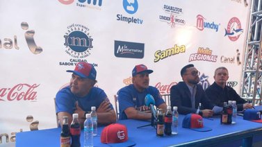¡Pa’ encima! Tiburones de La Guaira prendieron un fiestón en el Universitario con su presentación oficial