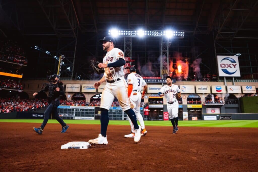 Justin Verlander y Jeremy Peña guían triunfo de los Astros en la Serie de Campeonato Justin Verlander y Jeremy Peña guían triunfo de los Astros en la Serie de Campeonato