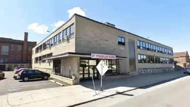 Arrestan a maestra por escribir una lista de alumnos para asesinar en EEUU Arrestan a maestra por escribir una lista de alumnos para asesinar en EEUU