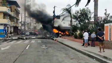 Al menos dos muertos tras la caída de una avioneta en Ecuador