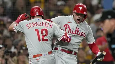 ¡Pegan primero! Los Filis vencen a los Padres en el inicio de la Serie de Campeonato ¡Pegan primero! Los Filis vencen a los Padres en el inicio de la Serie de Campeonato