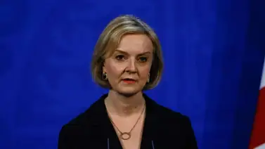 Liz Truss ofrece disculpas por "errores" económicos Liz Truss ofrece disculpas por "errores" económicos