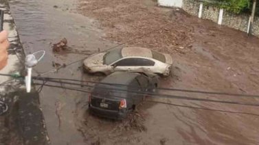 Reportan tres fallecidos tras desborde de río en El Castaño