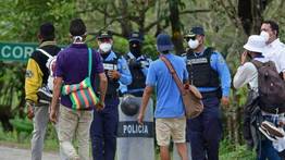 Guatemala detiene a migrantes venezolanos para expulsarlos hacia Honduras