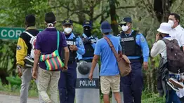 Guatemala detiene a migrantes venezolanos para expulsarlos hacia Honduras