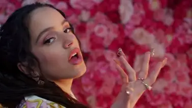 Rosalía supera a legendaria banda en lista de álbumes históricos de la revista Rolling Stone Rosalía supera a legendaria banda en lista de álbumes históricos de la revista Rolling Stone