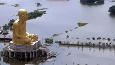 Inundaciones afectan a más de 320 mil familias en Tailandia Inundaciones afectan a más de 320 mil familias en Tailandia