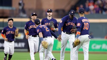 Los Astros vencen a Seattle y se acercan a la serie de campeonato