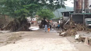 Muertos por tragedia en Las Tejerías asciende a 22 y 52 desaparecidos Muertos por tragedia en Las Tejerías asciende a 22 y 52 desaparecidos