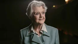 Murió la actriz Angela Lansbury conocida como "La Reportera del Crimen"