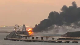 Al menos tres muertos tras explosión en un puente de Rusia (+Video)