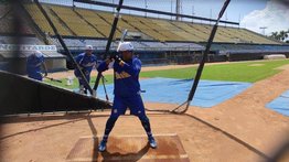 ¡Saltó desde el mar hasta una embarcación! Daniel Mayora se reporta en la Nave Turca