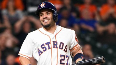 José Altuve destaca en el triunfo de los Astros