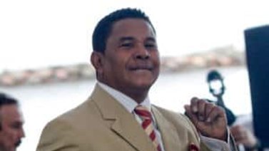 Operan a Wladimir Lozano de La Dimensión Latina por problemas de salud