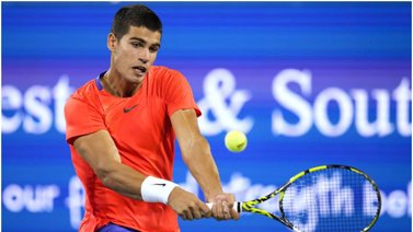 Carlos Alcaraz cae en Astana con David Goffin
