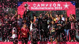 Independiente del Valle celebra su segunda Copa Sudamericana