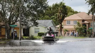 Reportan inundaciones severas en Kissimmee por huracán Ian Reportan inundaciones severas en Kissimmee por huracán Ian