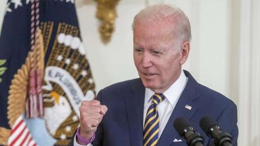 Biden promete a Florida "toda su ayuda" para hacer frente al huracán Ian