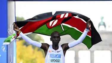 ¡Otra vez! Eliud Kipchoge aumenta su leyenda y vuelve a romper su propio récord mundial ¡Otra vez! Eliud Kipchoge aumenta su leyenda y vuelve a romper su propio récord mundial